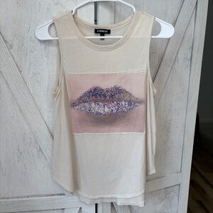 Express Lips Graphic Sequins Tank Top Women's S/P Creme